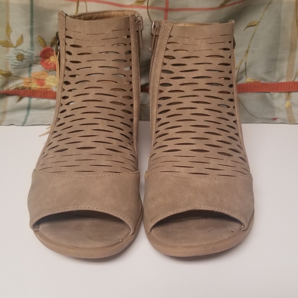 Block Heel Sandals